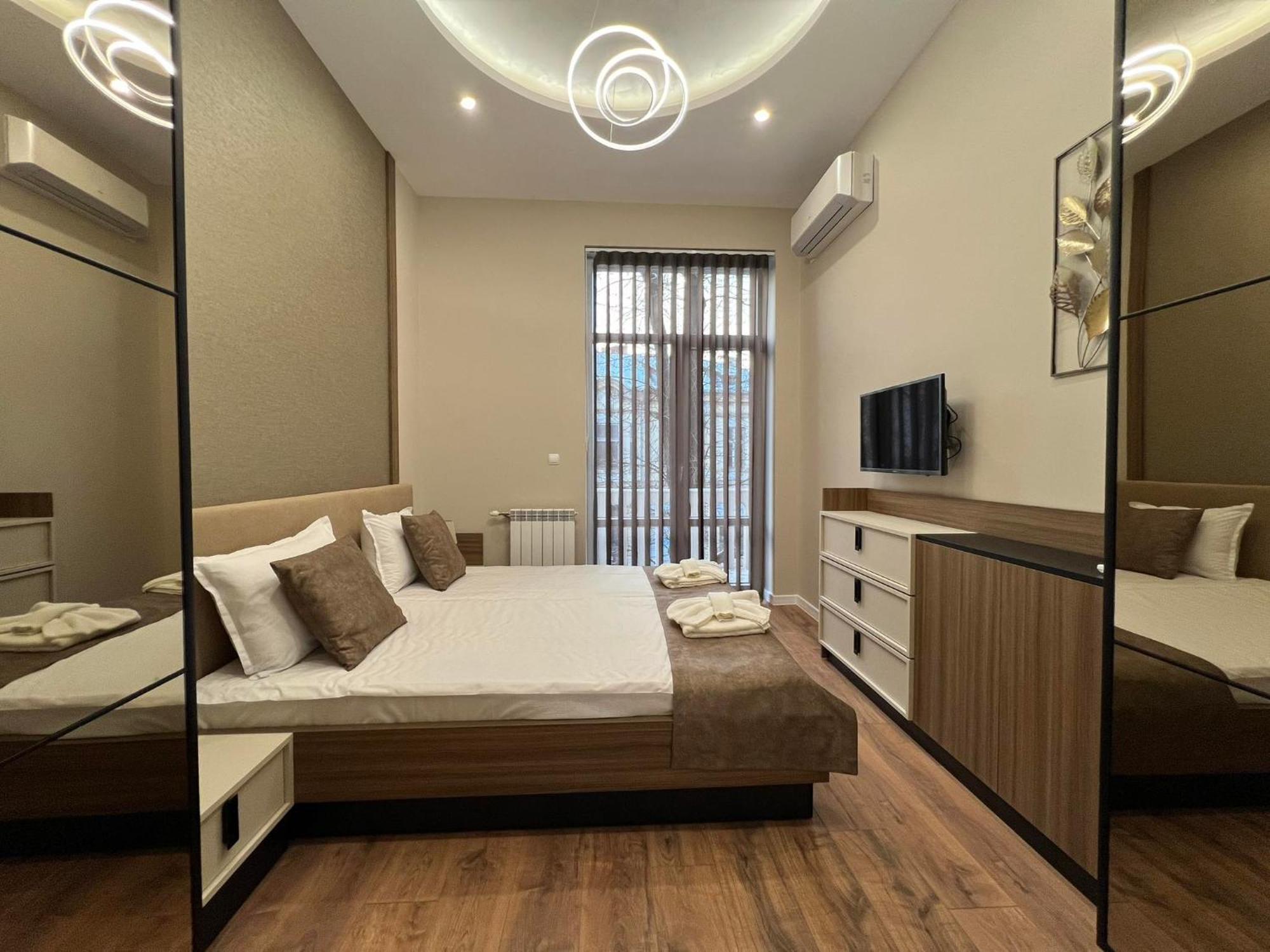 Хотел Vip Apart House Pleven Buitenkant foto
