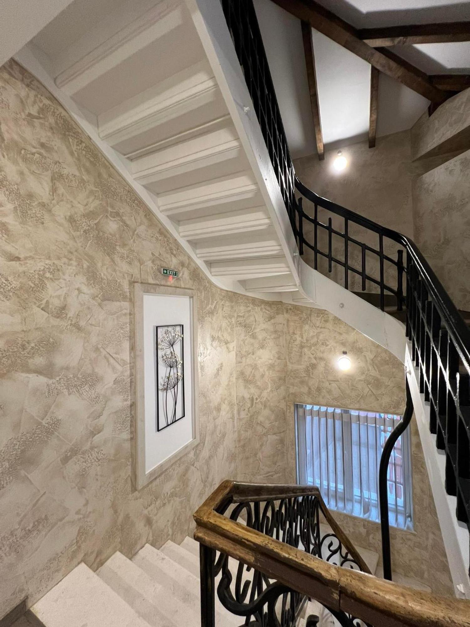 Хотел Vip Apart House Pleven Buitenkant foto