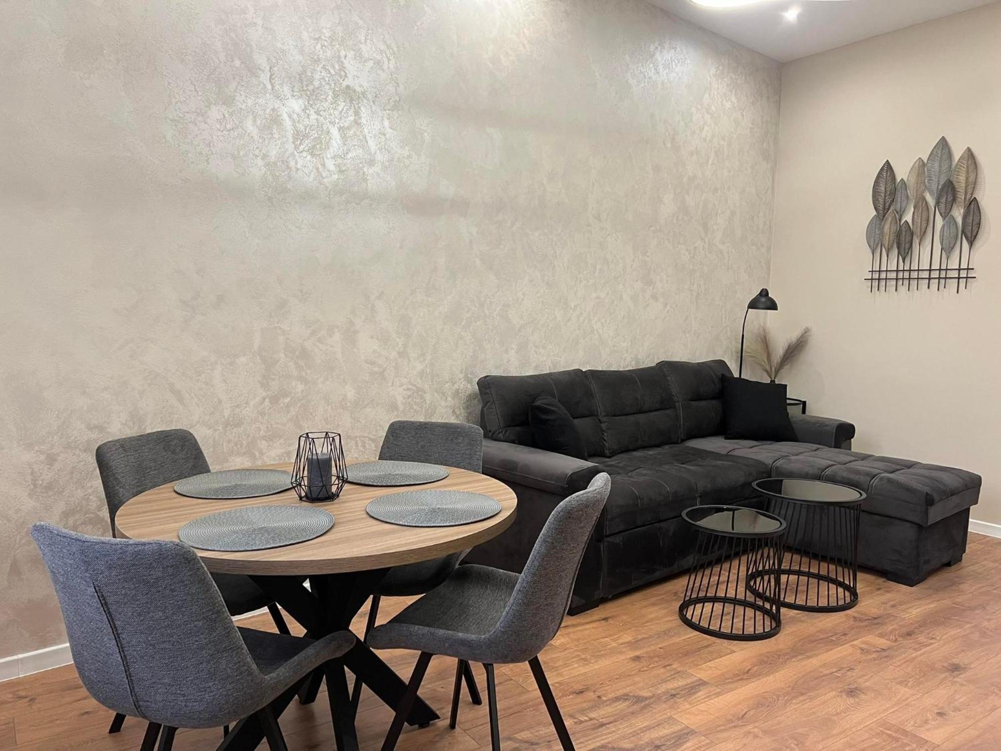 Хотел Vip Apart House Pleven Buitenkant foto